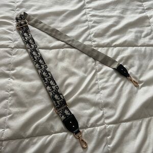 Designer Print Fabric Crossbody Purse Strap with Gold Hardware NWOT